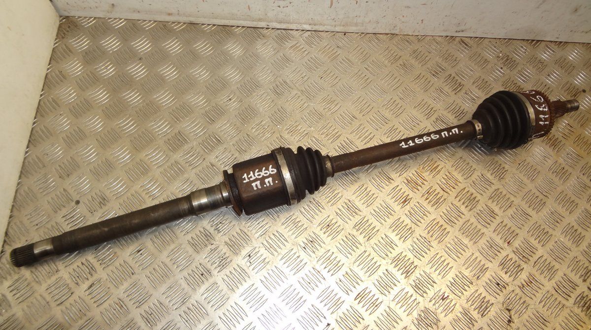 Drive Shaft Front Right                                    LAND ROVER RANGE ROVER SPORT I (L320) (2005-2013)