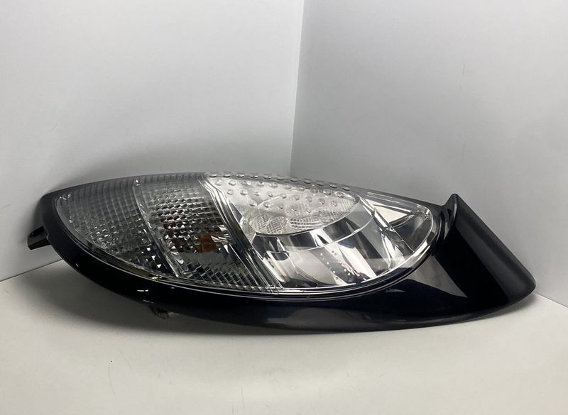 8330A682 Tail light, right MITSUBISHI i-MiEV (HA) (2011-2021)