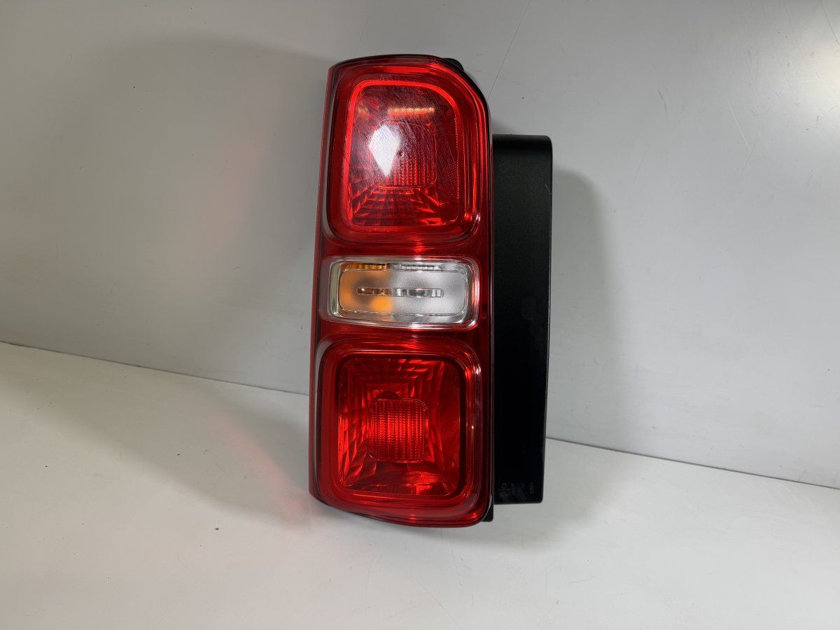 0019725101 Tail light left TOYOTA PROACE (MDY, MDZ) (2016-)