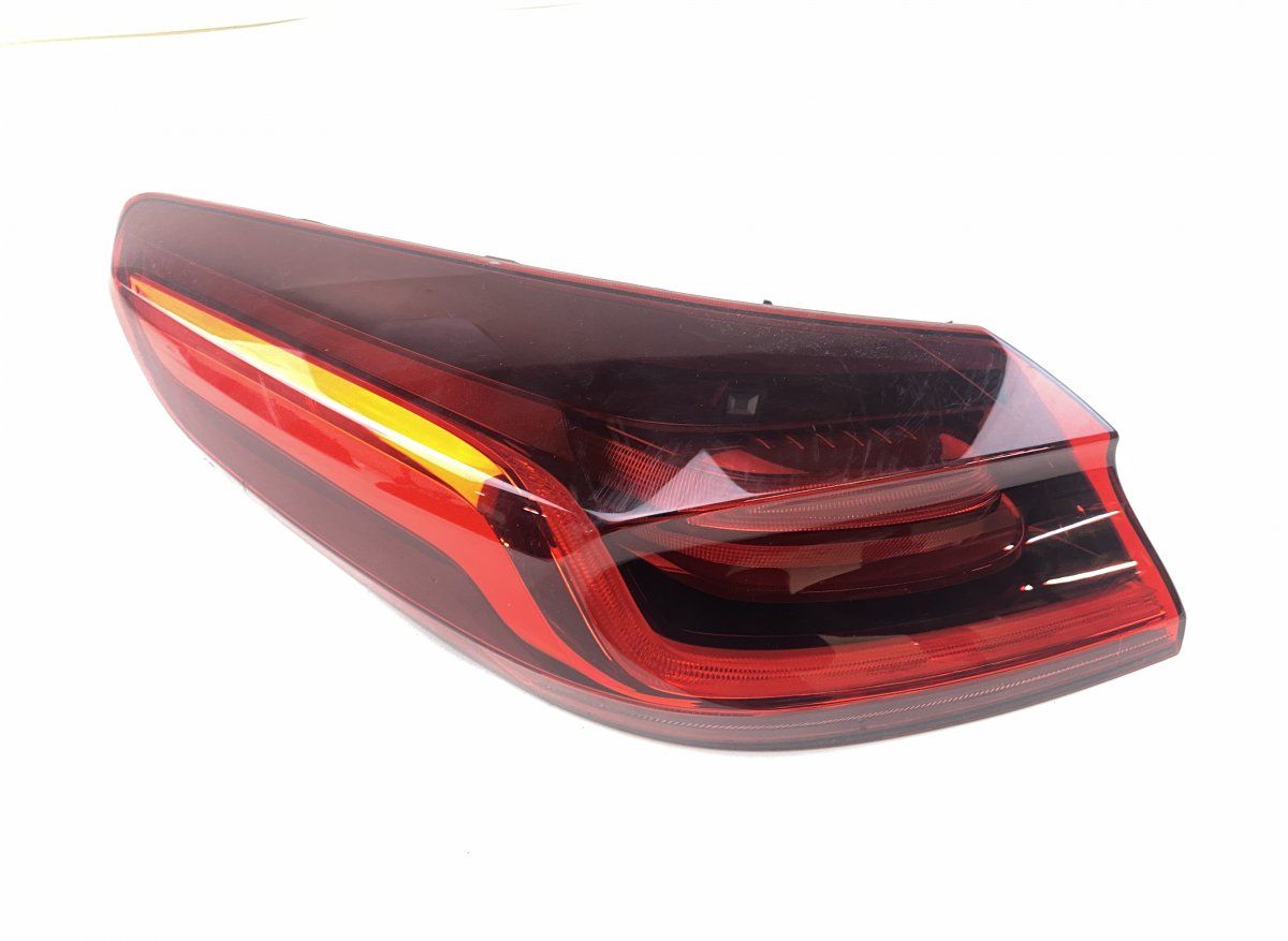 92401J7350 Tail light left KIA XCEED (CD) (2019-)