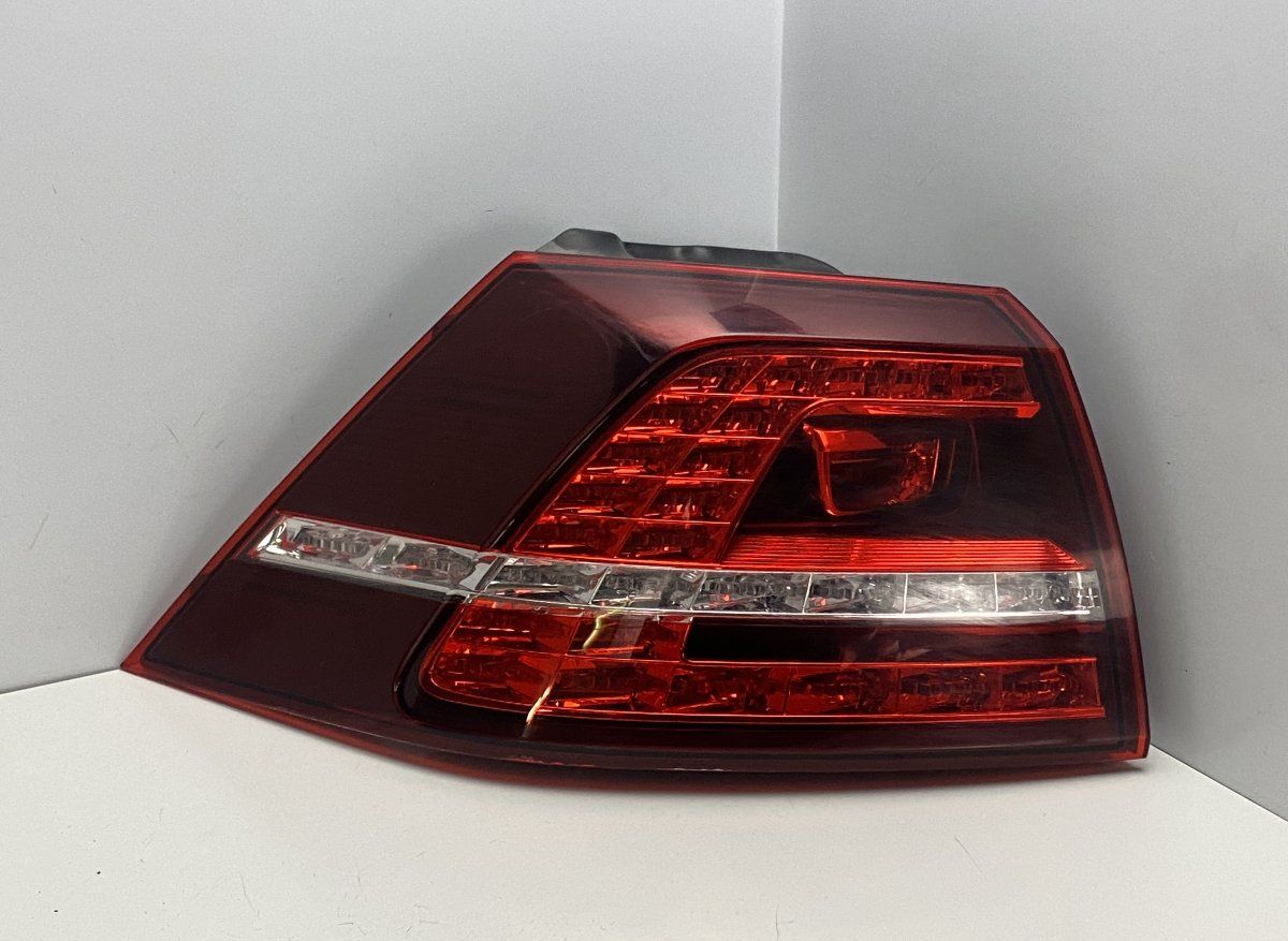 81230101 Tail light left VW GOLF VII (5G1, BA5, BV5, BQ1, BE) (2012-2020)
