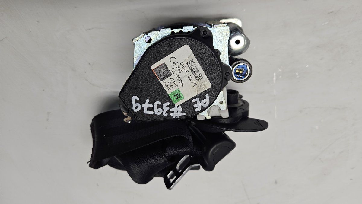 868848635R Seat Belt Front Right RENAULT TALISMAN (L2M, KP) (2013-2022)