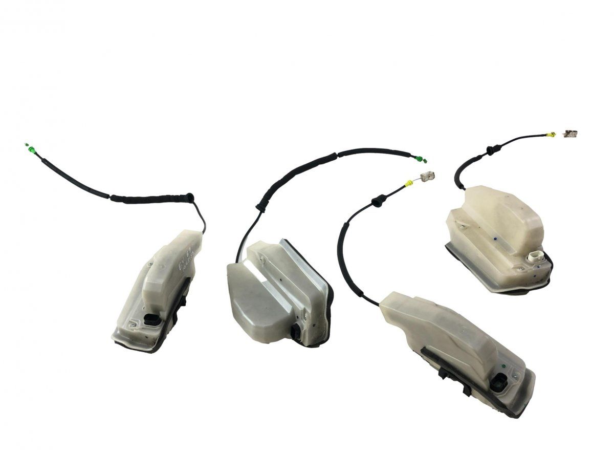 150067200B Set of door locks (latches) TESLA MODEL 3 (2017-)