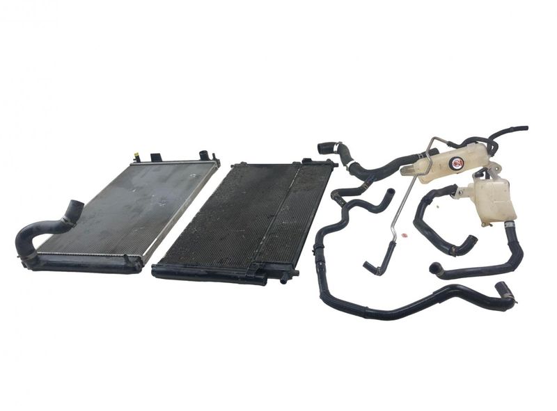 1640036090 G901078020 Radiator set LEXUS NX I (AZ10) (2014-2021)
