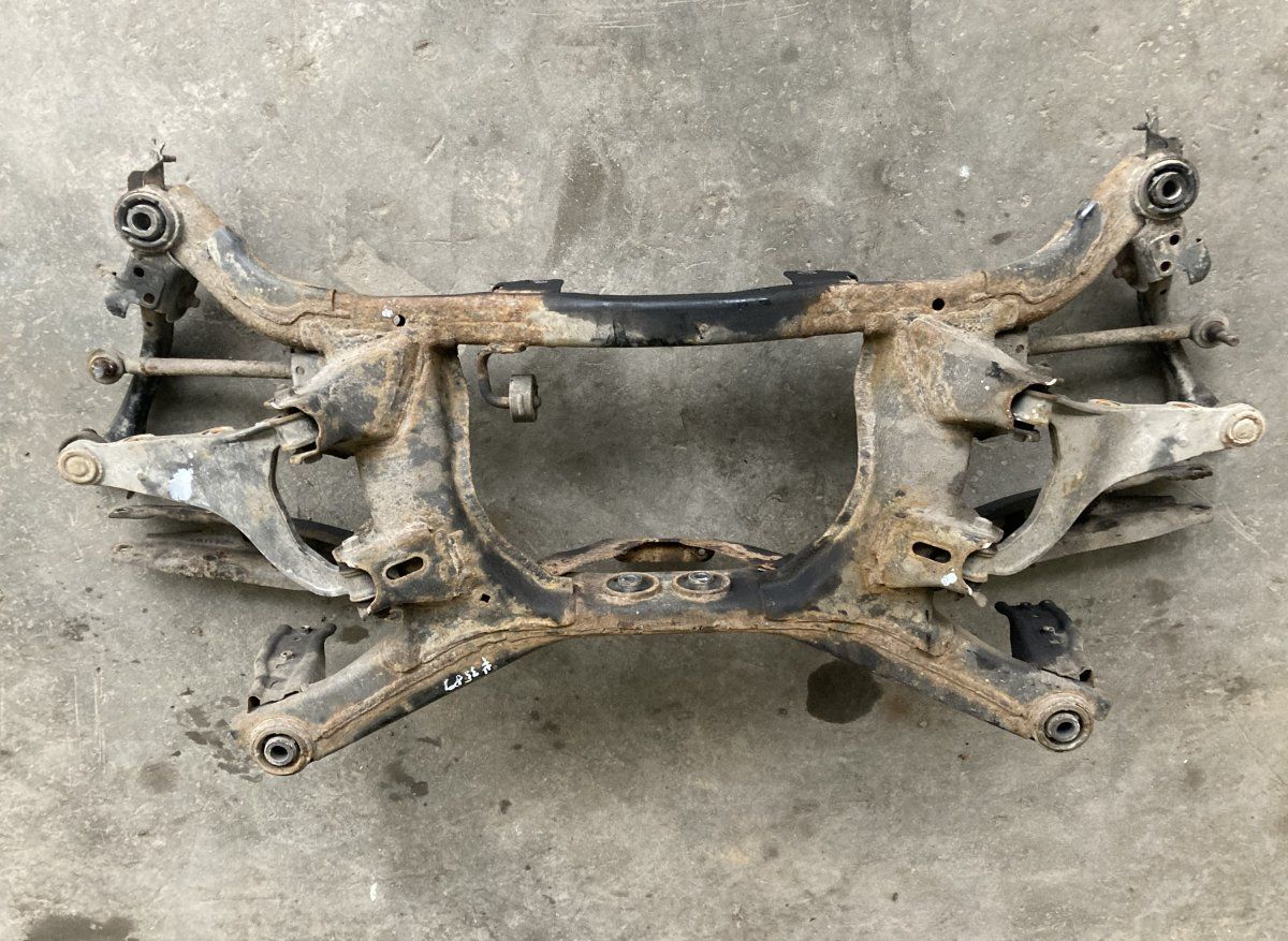 20152SG010 20252SG000 20252SG010 20250FG042 Rear axle Beam SUBARU FORESTER (SJ) (2013-2018)