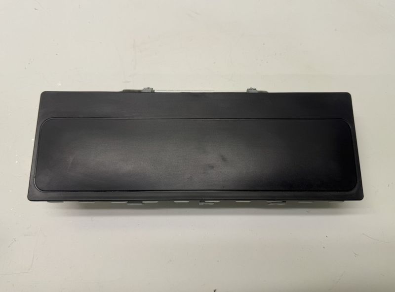 3V1880841E Knee Airbag Front Left SKODA SUPERB III (3V3, 3V5) (2015-2024)