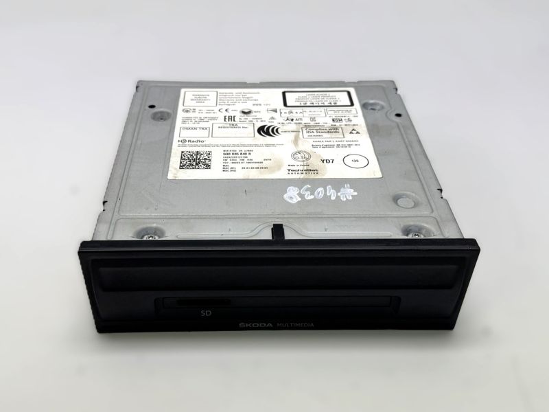 5Q0035840B Radio SKODA SUPERB III (3V3, 3V5) (2015-2024)