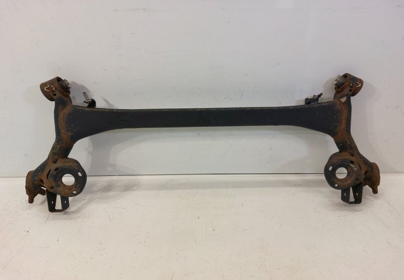 6R0B Rear axle Beam SKODA FABIA III (NJ3) (2014-2021)