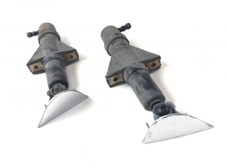 271073 271074 Headlight washer nozzle set MASERATI QUATTROPORTE III (03.04-)