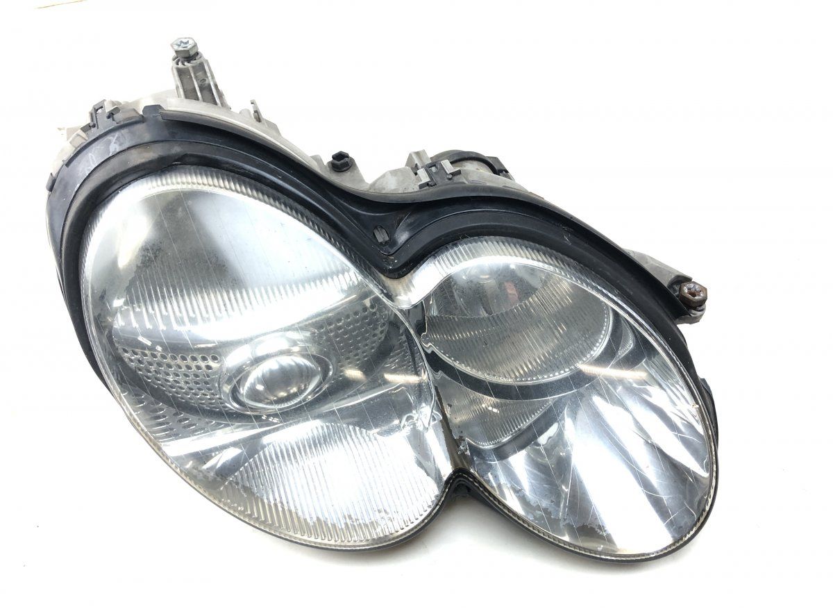0301176476 Headlight right MERCEDES-BENZ SL-CLASS (R230) (2001-2012)