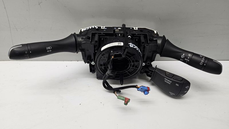 255672347R 255545857R Indicator/wiper/slip ring switch (stalk) RENAULT TALISMAN (L2M, KP) (2013-2022)