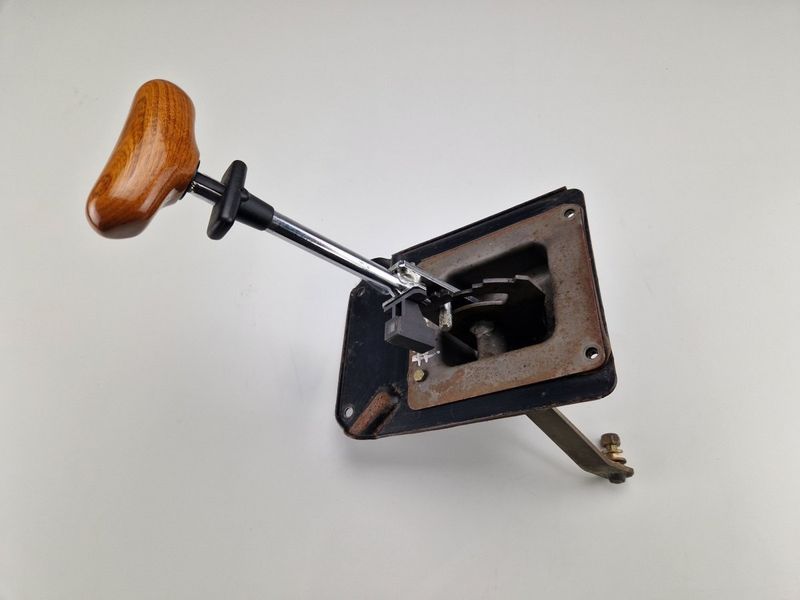 315255016 Gearshift lever MASERATI QUATTROPORTE II (03.94-)