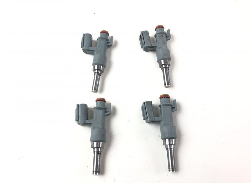 2320929175 Fuel Injector LEXUS ES VII (2018-)