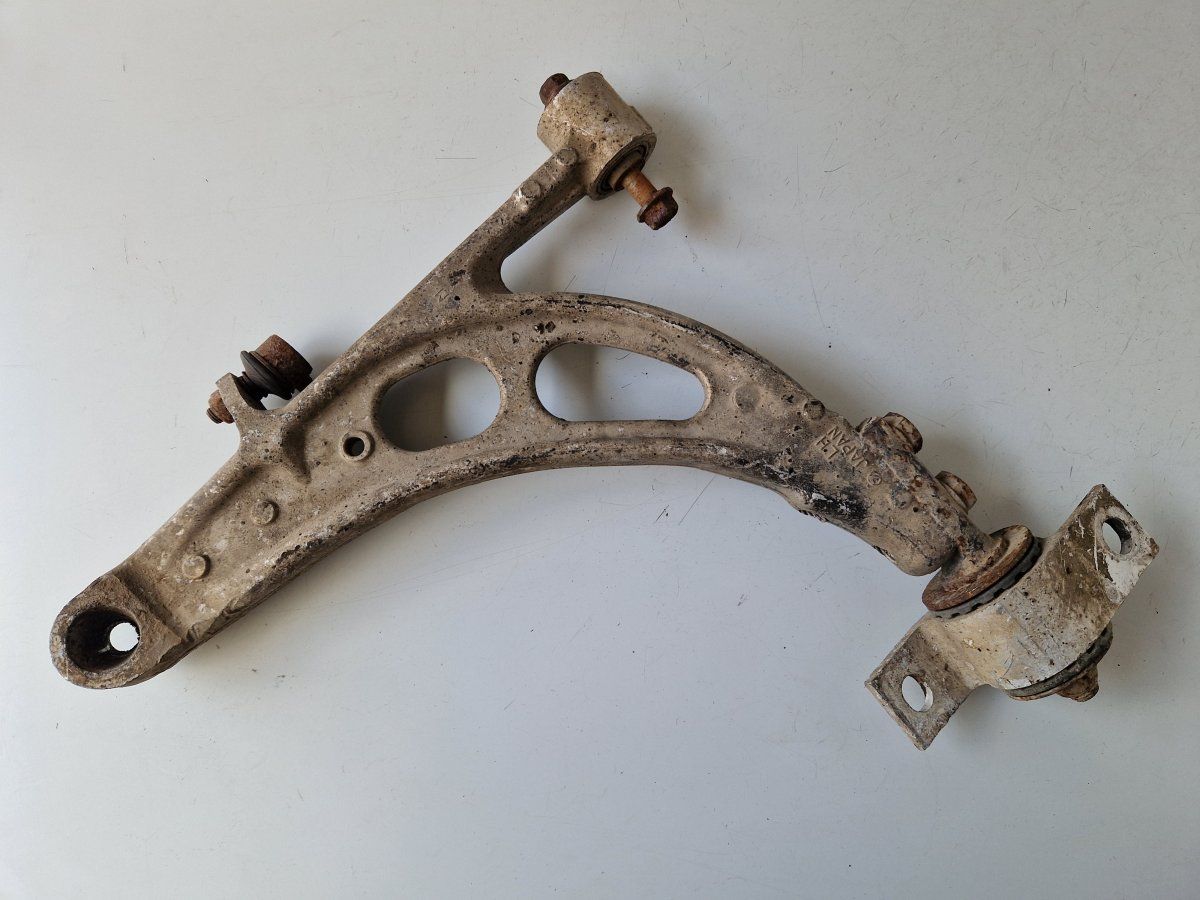 20202FE470 Front Axle Track Control Arm lower left SUBARU IMPREZA (GD, GG) (2000-2008)