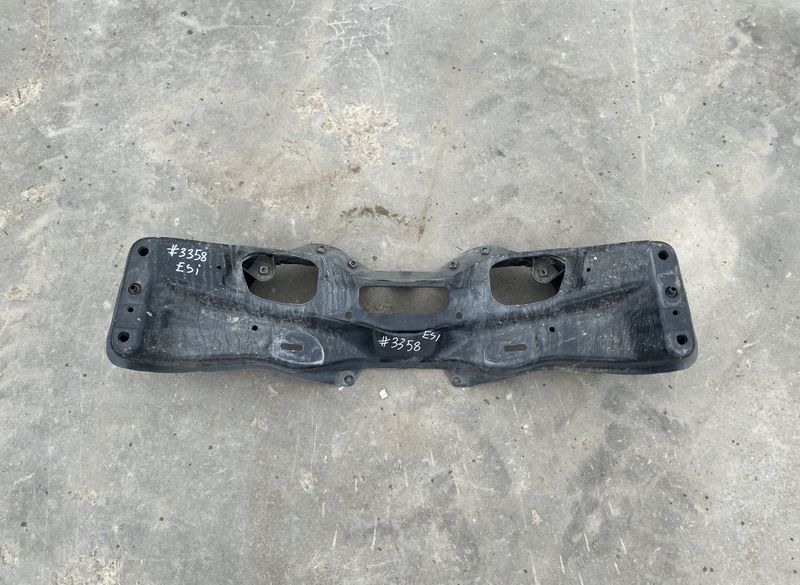 20101VA010 Front Axle Beam SUBARU CROSSTREK / XV I (GP) (2011-2017)