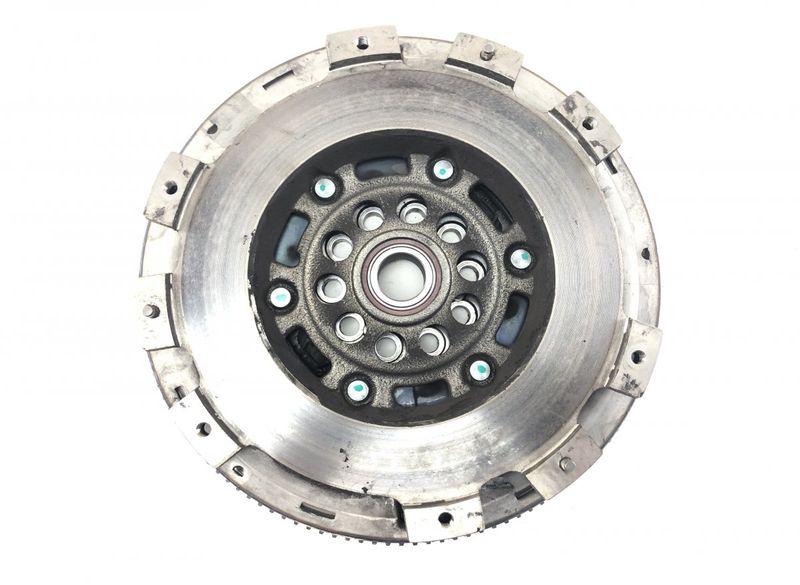 32240762 Flywheel VOLVO XC40 / EX40 / EC40 (536, 539) (2017-)