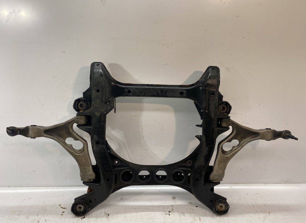 Front Axle Beam AUDI Q7 (4L) (2006-2015)
