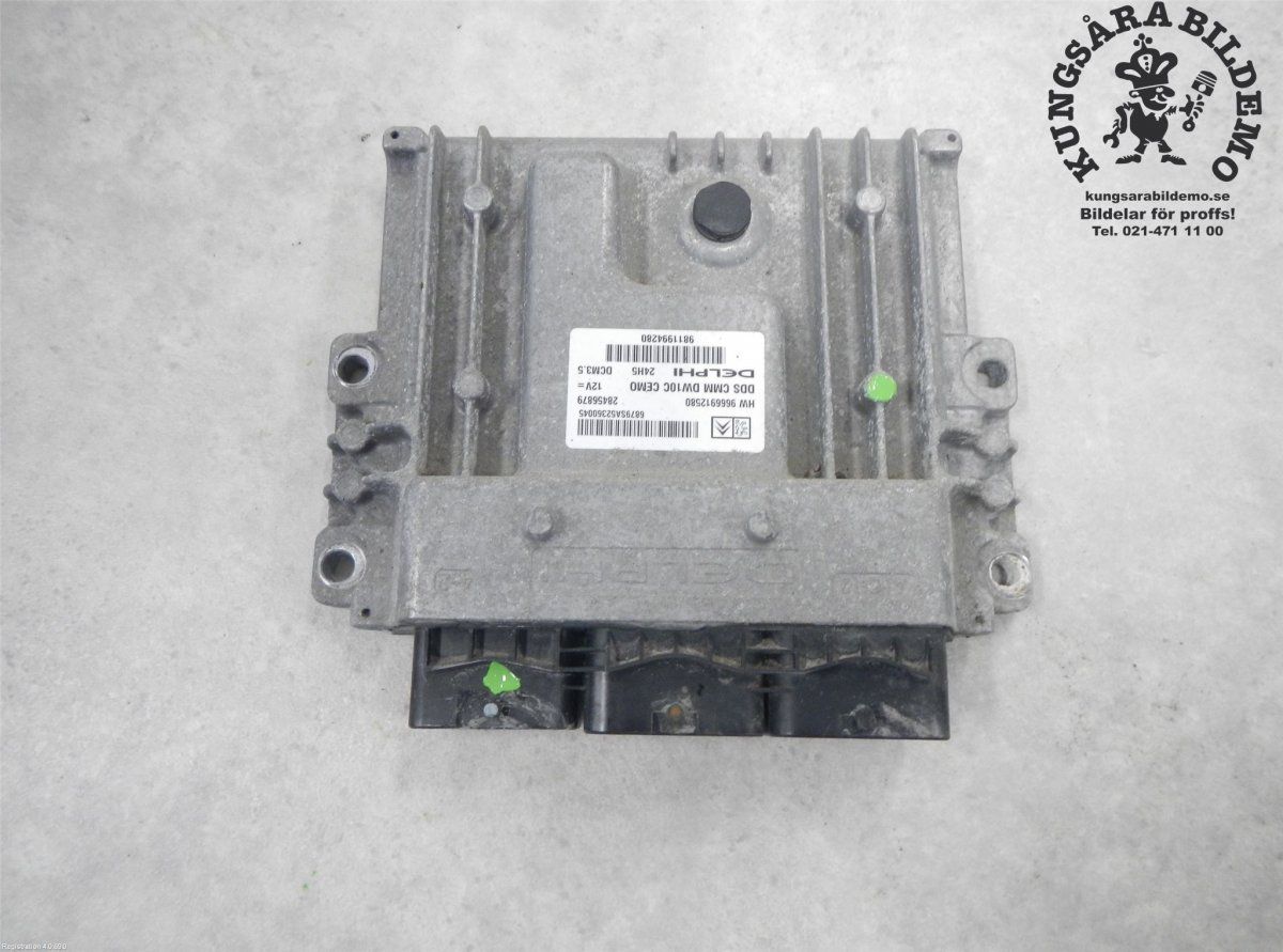 28252917 28381996 28456879 Engine Control Unit / module (ECU) PEUGEOT EXPERT (2007-2016)