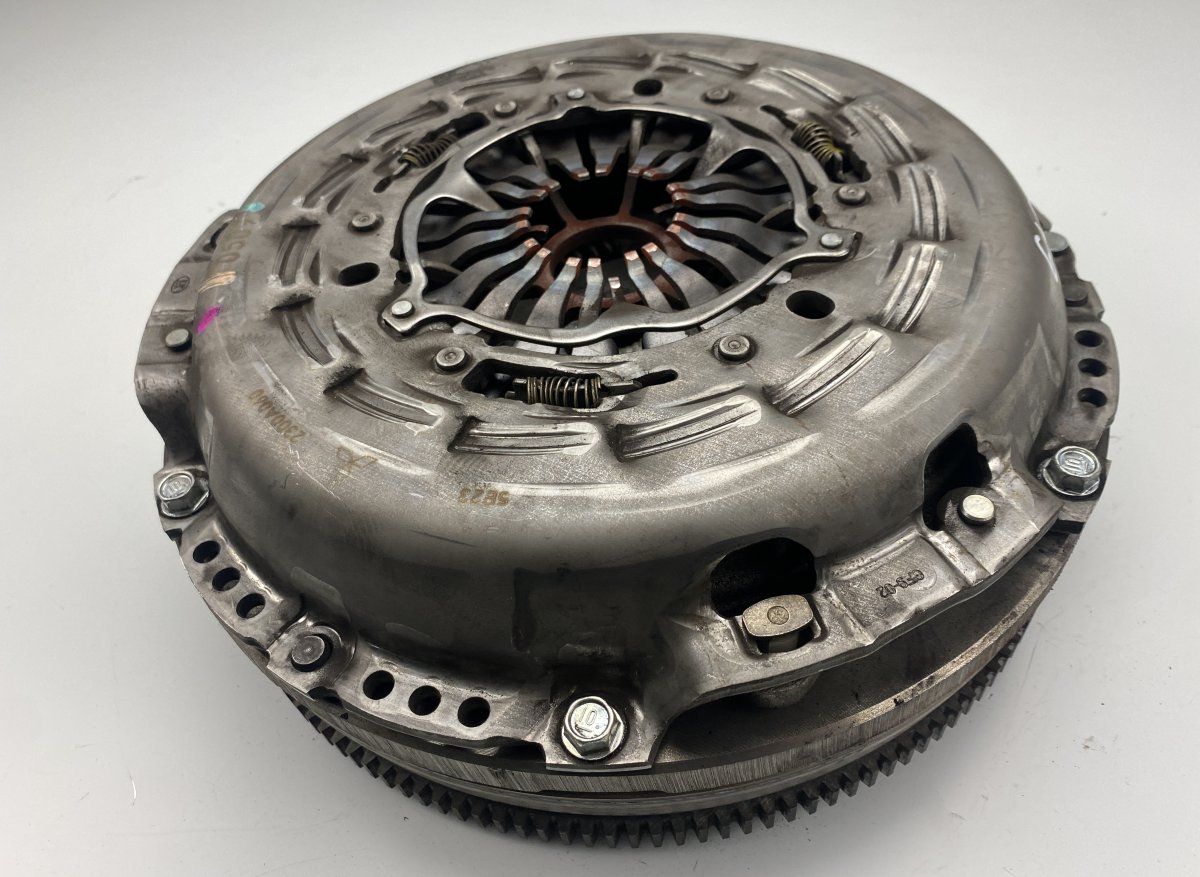 1120A295 2300A060 Clutch set MITSUBISHI L200 V / TRITON (KJ, KK, KL) (2014-2023)