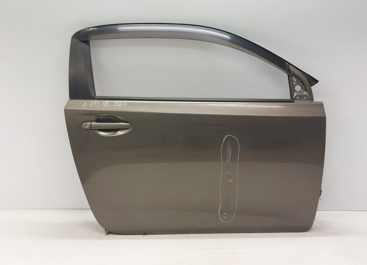 6700174010 Door Front Right TOYOTA iQ (AJ10) (2009-2015)