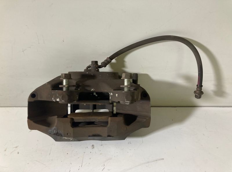 4775030560 Brake caliper Front  left LEXUS GS IV (2011-2020)