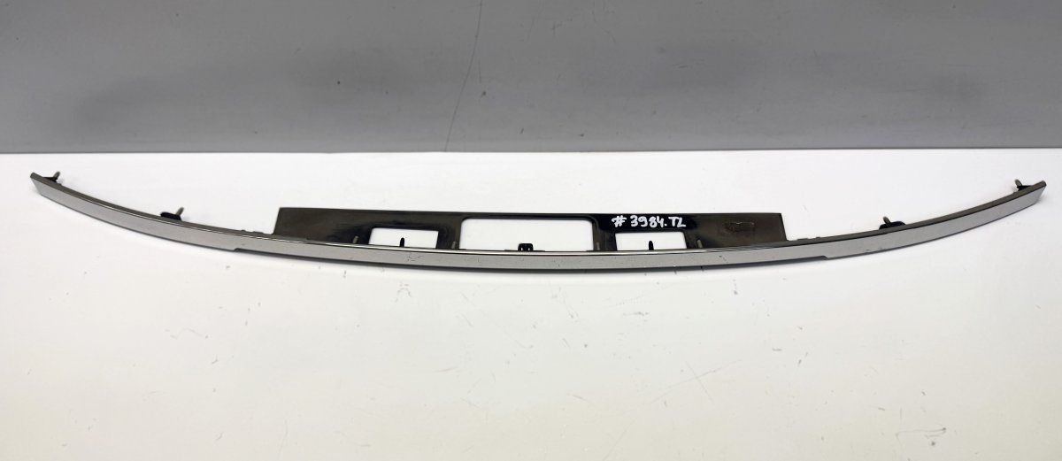 T2H18664 Bootlid / tailgate moulding JAGUAR XF (X260) (2015-2024)