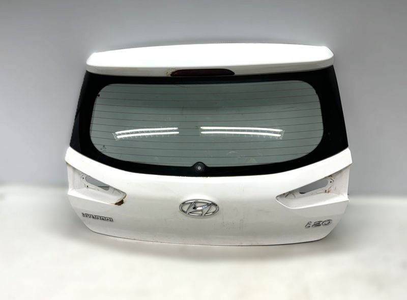 73700C8000 Bootlid / tailgate HYUNDAI i20 II (GB) (2014-2020)