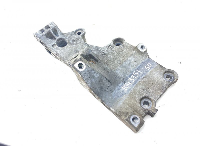 038903143AF Alternator Bracket SKODA OCTAVIA II (1Z) (2004-2013)