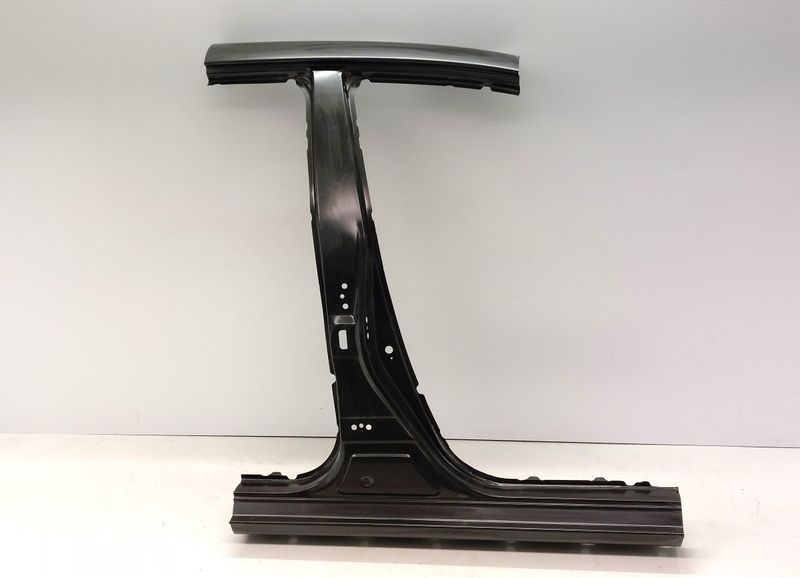 61311-02271 6131102271 B-Pillar Right TOYOTA AURIS (E18) 2012-2018