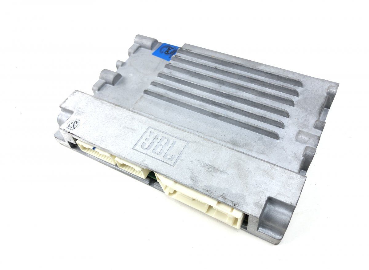 8628042060 Audio amplifier TOYOTA RAV 4 V (XA50) (2018-)