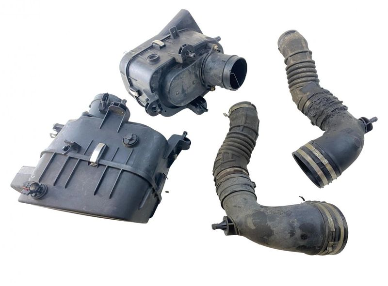 673007389 673007391 Air cleaner (filter box) set MASERATI GHIBLI III (M157) (2013-2023)