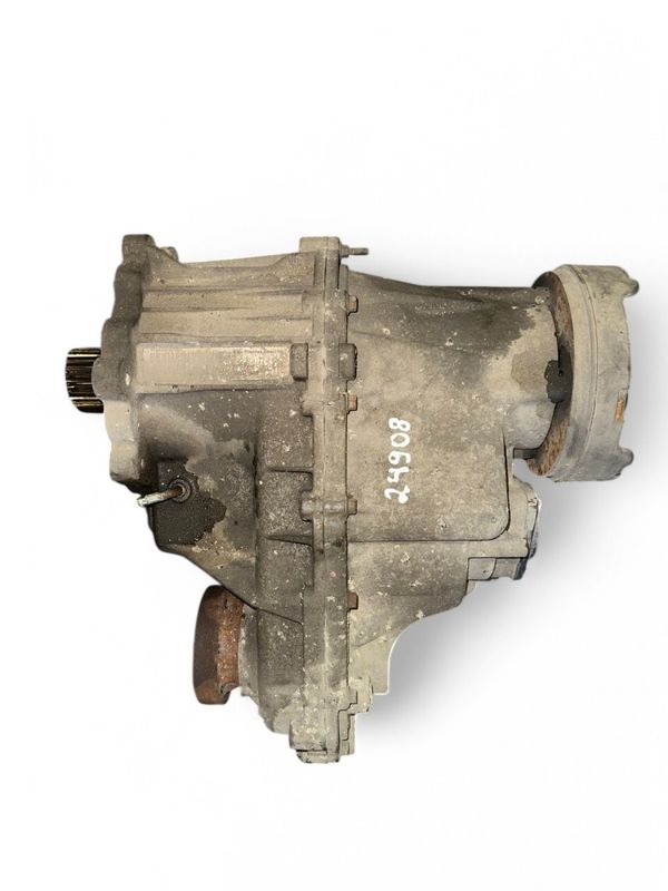 M0021660 52853665AE M0010063 R2853665AG 52853665AB 52853665AC 52853665AD 52853665AF RL853665AF 52853665AG RL853665AG Transfer Box JEEP GRAND CHEROKEE IV (WK, WK2) (2010-2021)