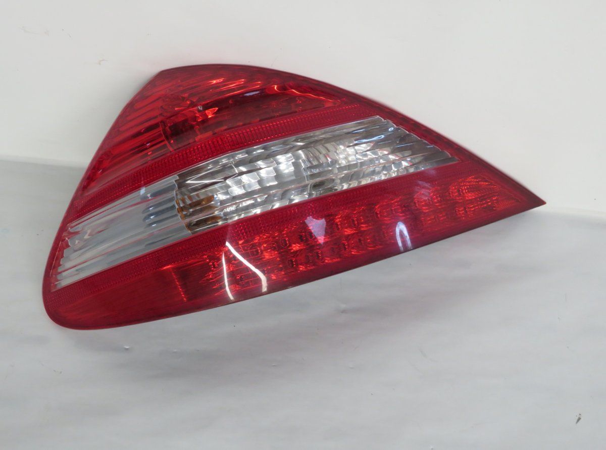 A2308201164 Tail light left MERCEDES-BENZ SL-CLASS (R230) (2001-2012)