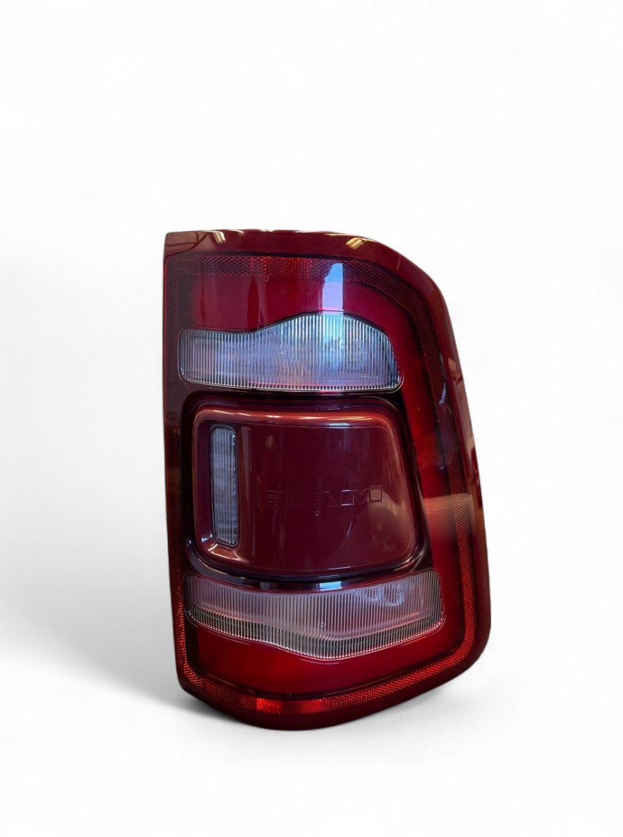 BHC68262530AH 68262530AH K68262530AH Tail light, right RAM 1500 Crew Cab Pickup (DT)(2018-)