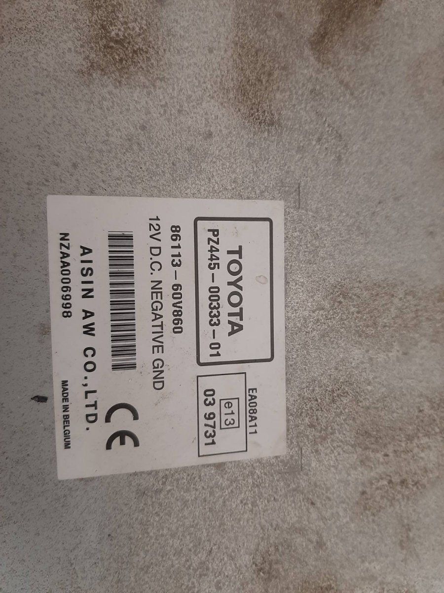 Radio TOYOTA AVENSIS (T270) (2009-2018)