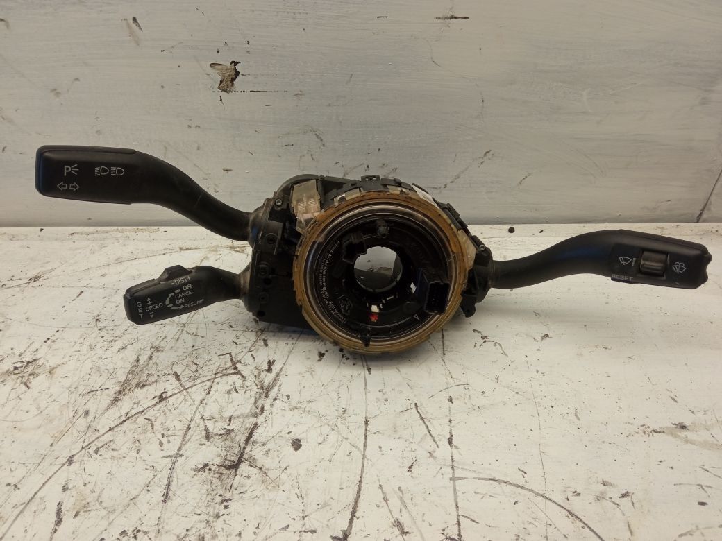 Indicator/wiper/slip ring switch (stalk) AUDI A8 (4E) (2002-2010)