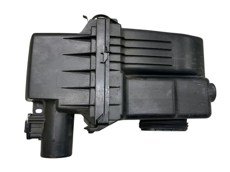 1781221040 1770537100 1770137230 Air Cleaner (filter box) TOYOTA PRIUS IV (XW50) (2015-2022)