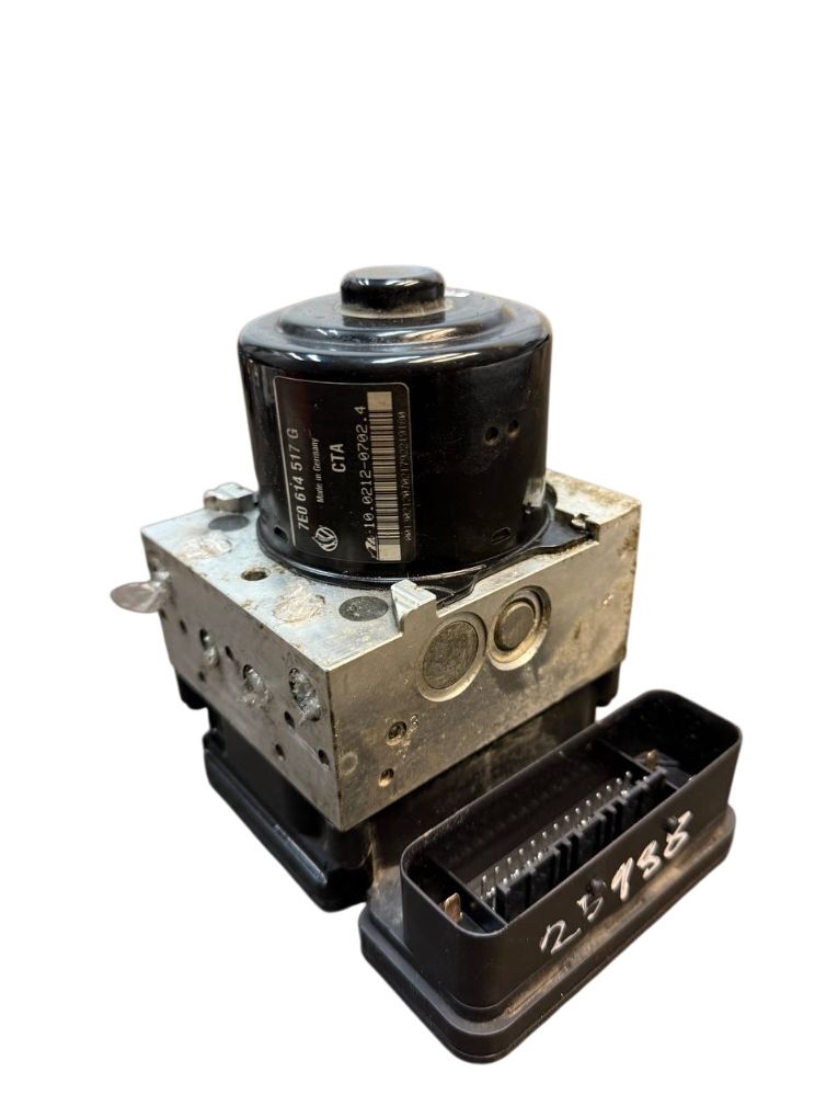 7E0614517G 7E0907379J ABS hydraulic unit / pump VW TRANSPORTER T5 / MULTIVAN (7H, 7E, 7J) (2003-2015)