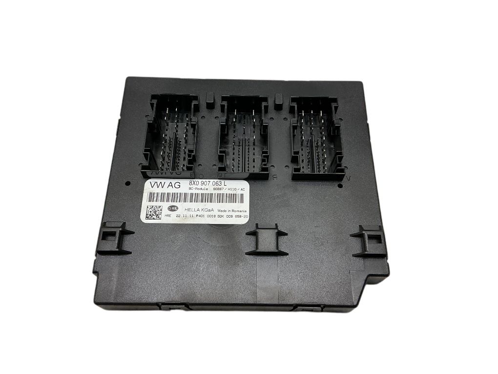8X0907063L Body control module (BCM) AUDI Q3 (8U) (2011-2018)