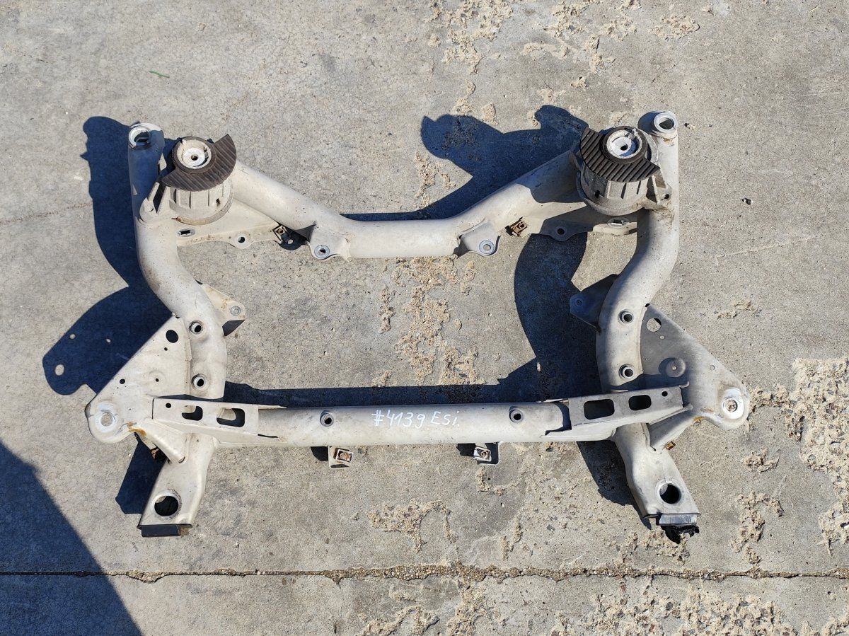 A2186280100 A2042404317 Front Axle Beam MERCEDES-BENZ E-CLASS (W212) (2009-2016)