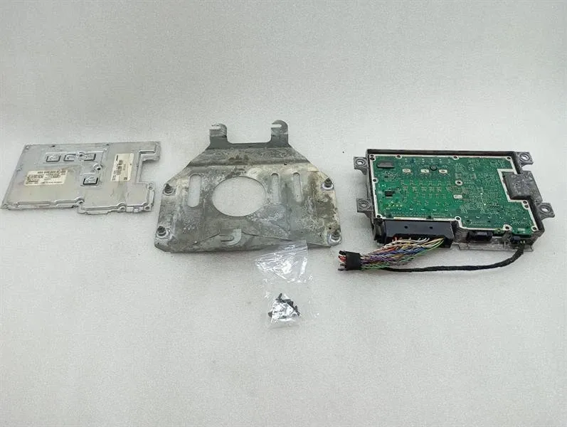 Porsche 911 991 Amplifier 4G5035223D SPARES OR REPAIR Amplifier Bose