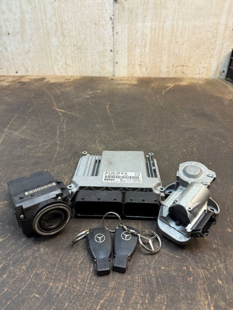 6395450108 A6461532691 6461532691 0281012066 A2034621130 2034621130 Engine Control Unit / module (ECU) MERCEDES-BENZ VITO / VIANO (W639) (2003-2014)
