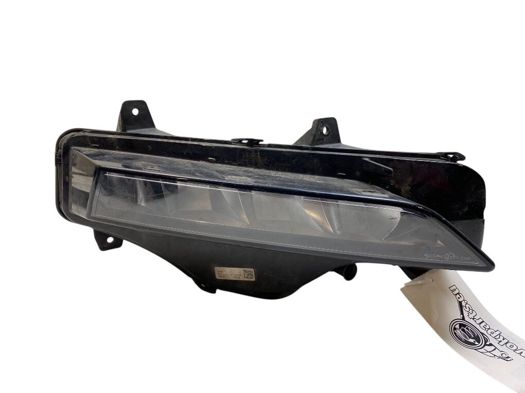 5E3941700 Fog Lamp Front Right SKODA OCTAVIA IV (NX, NN) (2019-)