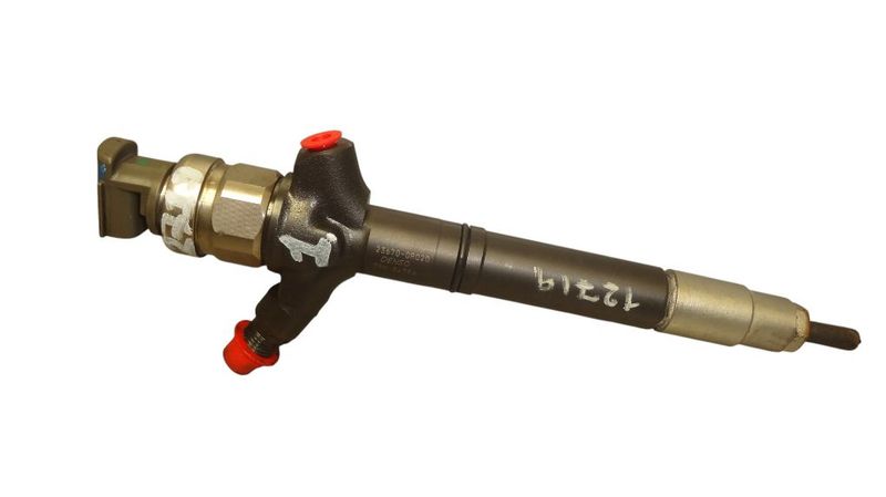236700R020 Fuel Injector TOYOTA COROLLA Verso II (AR10) (2004-2009)