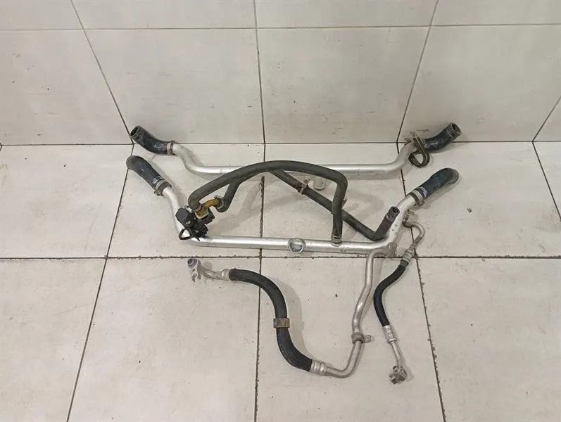 Ferrari 360 F131 Cooling Pipe 181746 Front Cooling Water Hose Hose