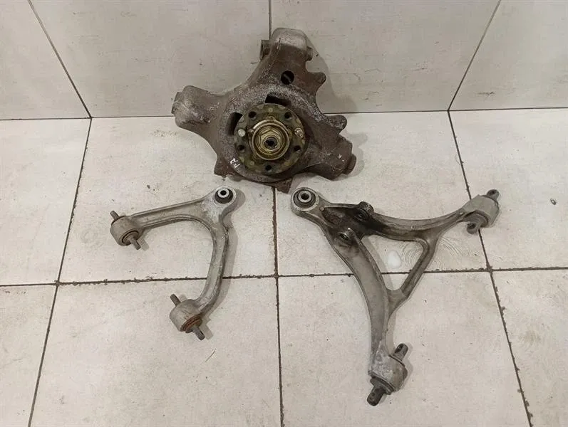 Ferrari 360 F131 Right Front Hub 179328 Wheel Bearing Housing Front Right