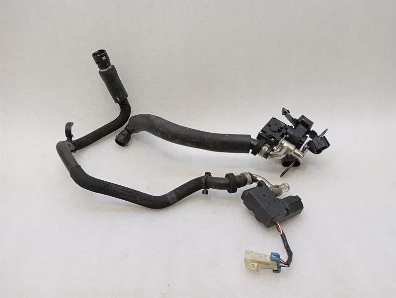 Ferrari 458 F142 Spider Heater Valve 67444900 Heater Valve SET