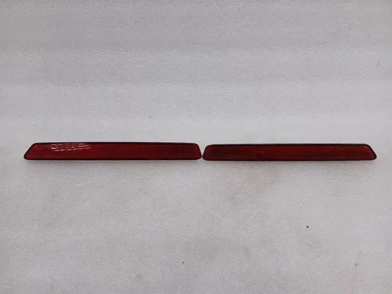 Ferrari Roma F169 rear reflector set 901263 rear reflector set