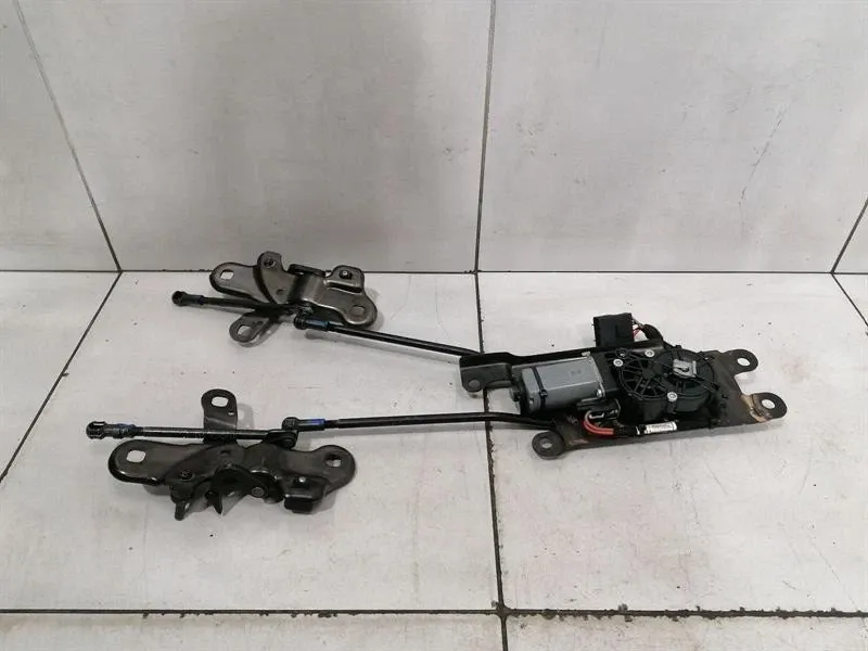 Ferrari 458 F142 Spider Roof Lock 83977800 Vario Roof Lock Kit ENGINE