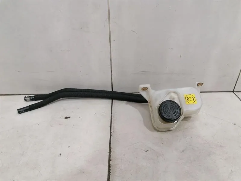 Ferrari 458 F142 Spider Reservoir 259047 Reservoir Brake Fluid Reservoir